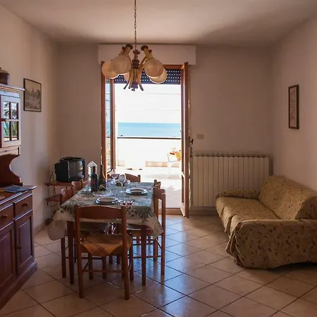Di Antonio Fronte Mare Apartamento *