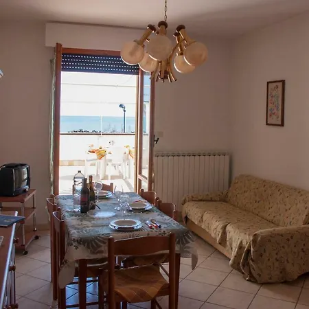 Apartamento Di Antonio Fronte Mare