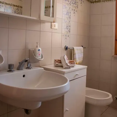 公寓 Di Antonio Fronte Mare *