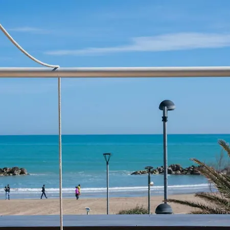 Διαμέρισμα Di Antonio Fronte Mare *